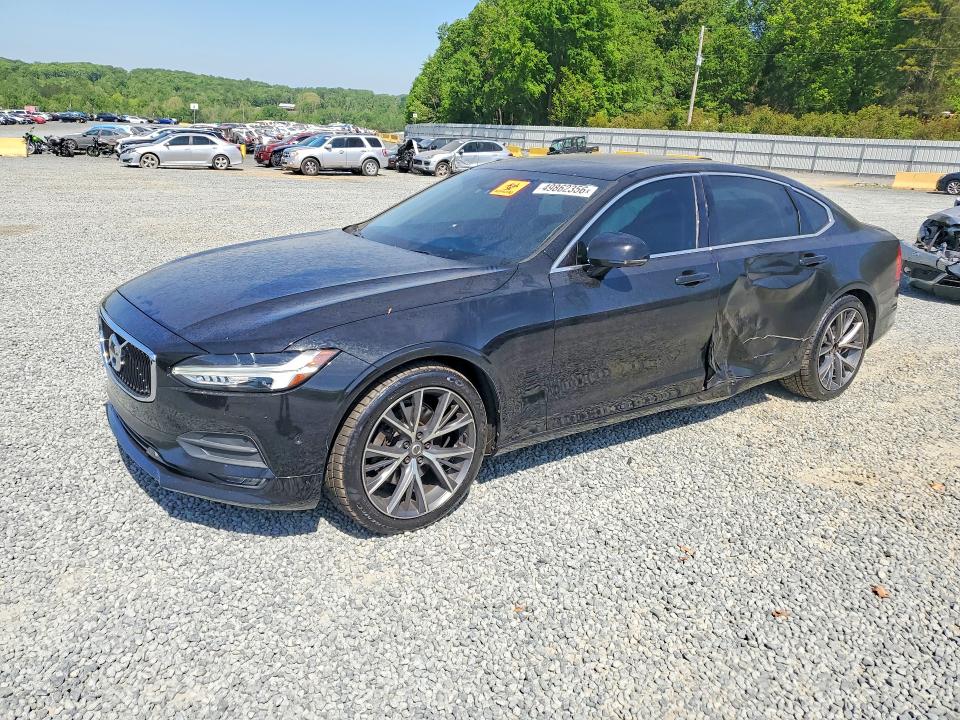 2018 VOLVO S90