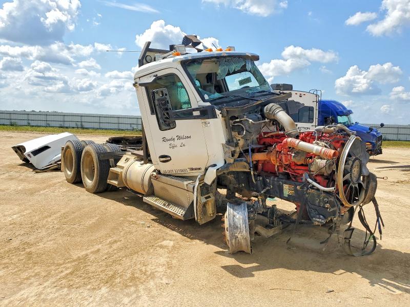 2020 KENWORTH T880