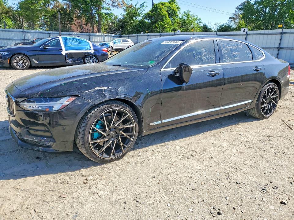 2018 VOLVO S90