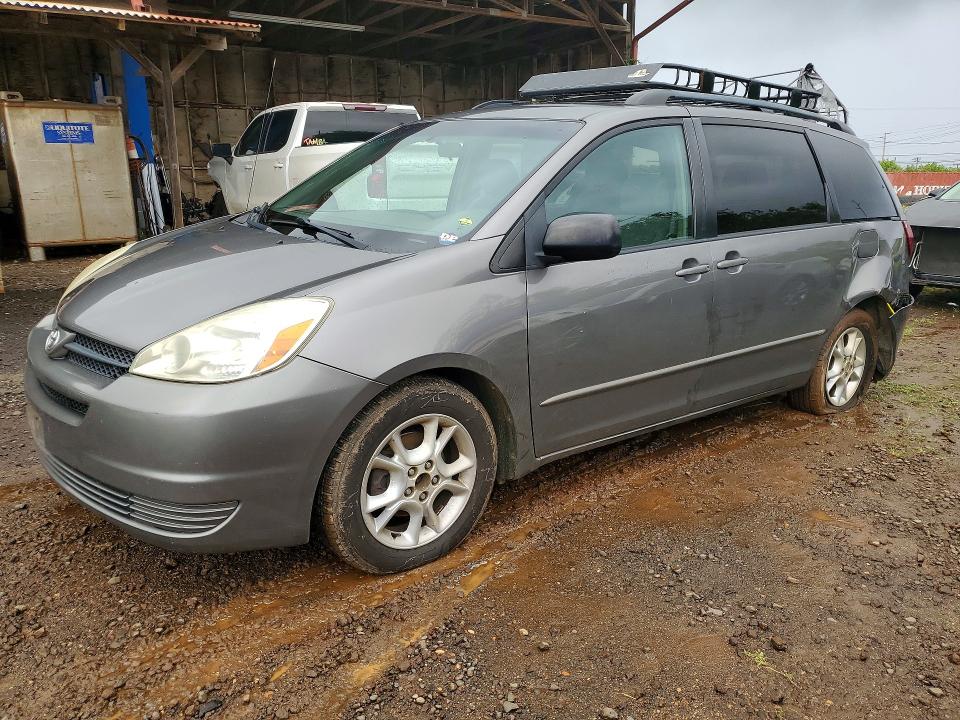 2005 TOYOTA SIENNA
