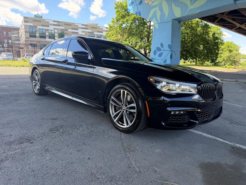 2019 BMW 750I