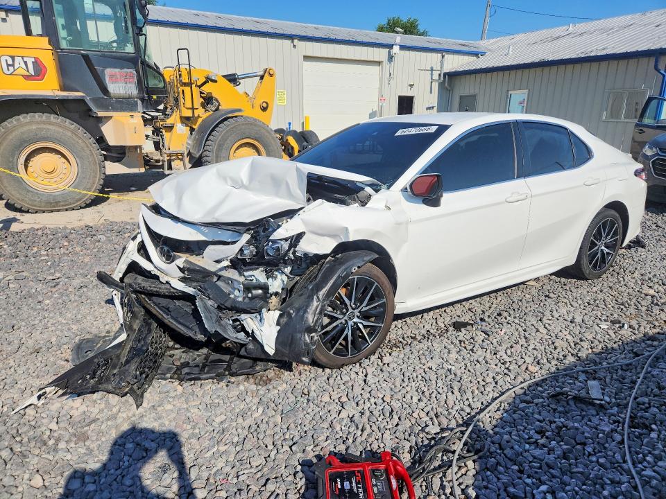 2023 TOYOTA CAMRY