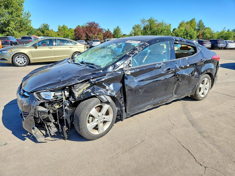 2013 HYUNDAI ELANTRA
