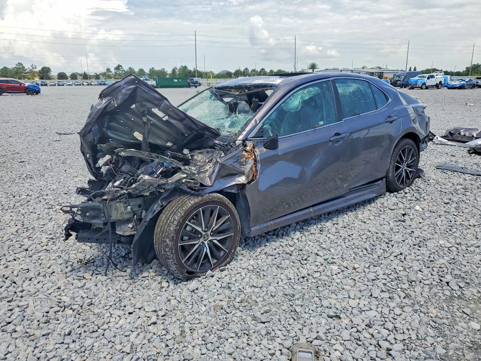 2023 TOYOTA CAMRY