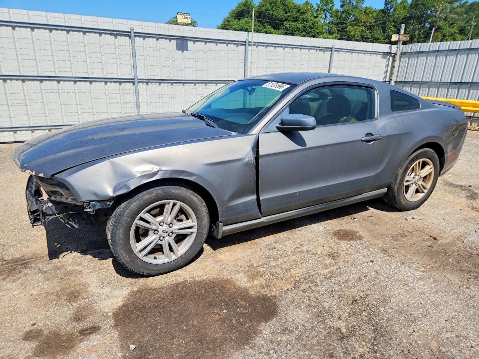 2011 FORD MUSTANG