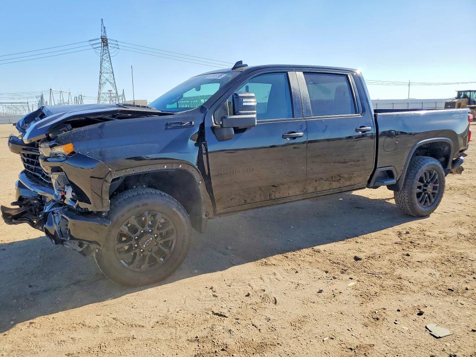 2025 CHEVROLET SILVERADO