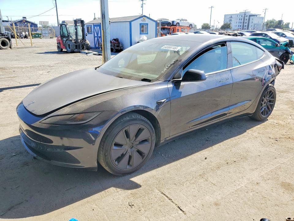 2025 TESLA MODEL 3