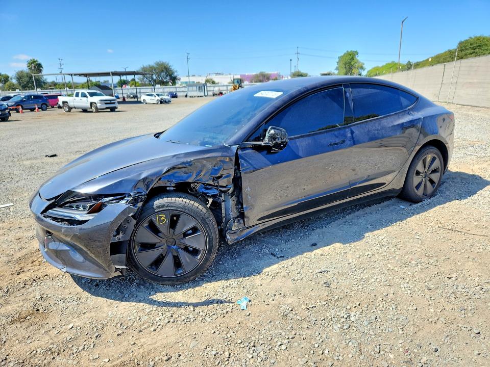 2025 TESLA MODEL 3