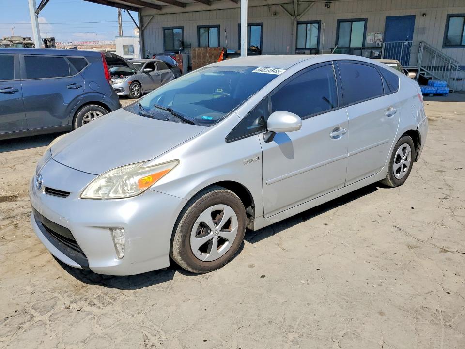 2015 TOYOTA PRIUS