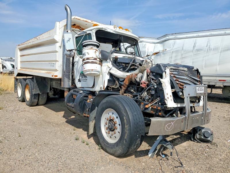 1999 MACK 600