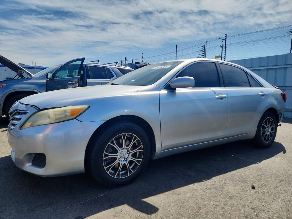 2010 TOYOTA CAMRY