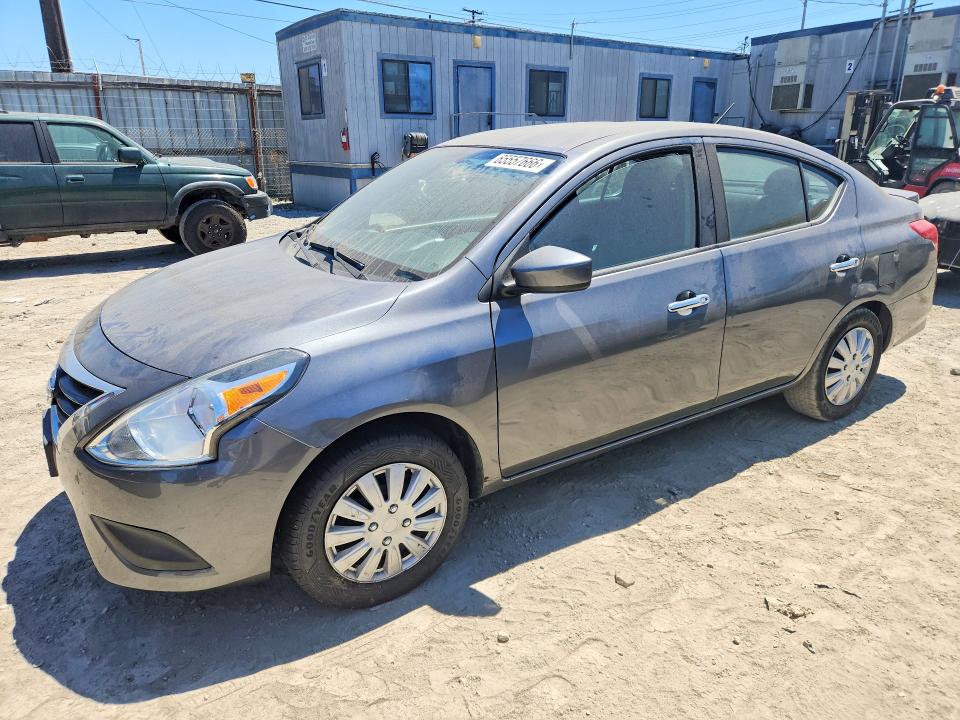 2017 NISSAN VERSA