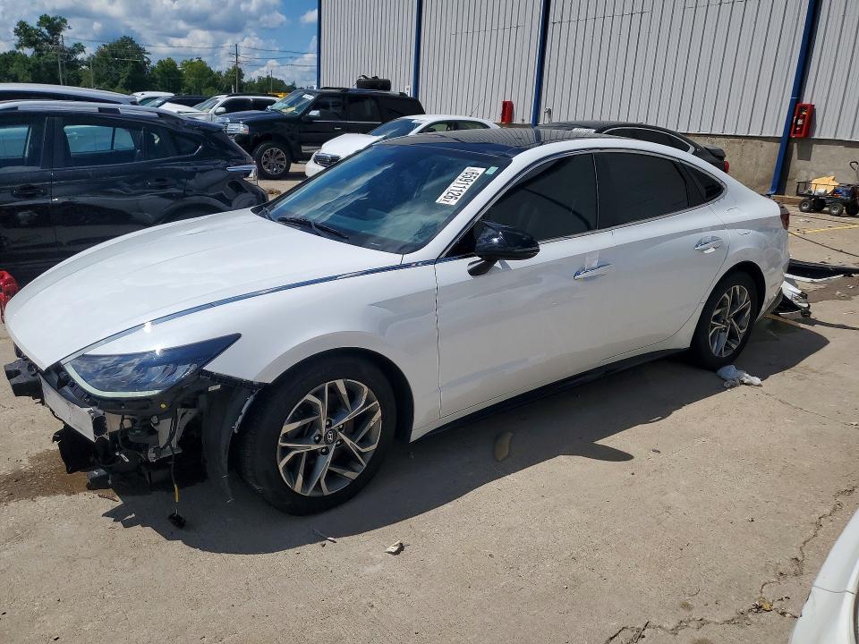 2023 HYUNDAI SONATA