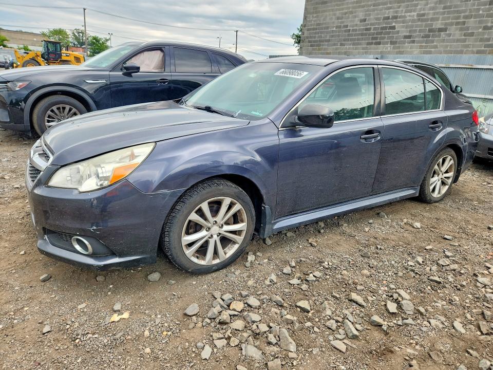 2013 SUBARU LEGACY