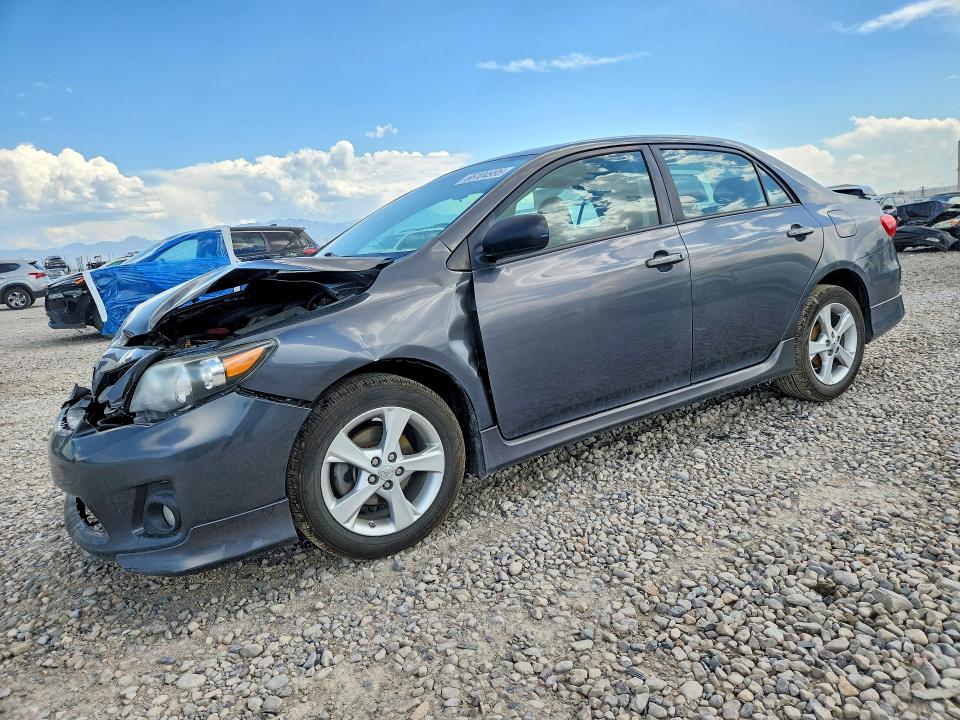 2011 TOYOTA COROLLA