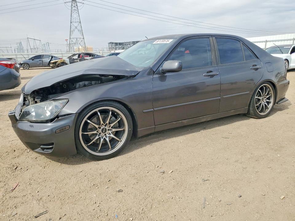 2004 LEXUS IS