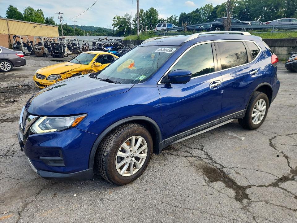 2017 NISSAN ROGUE