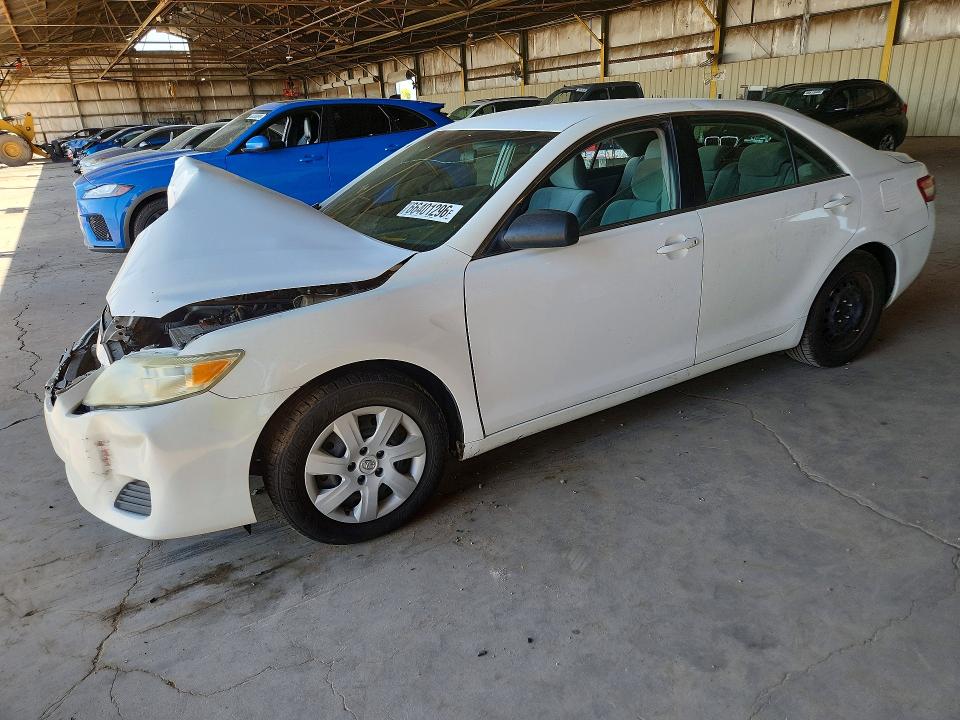 2011 TOYOTA CAMRY