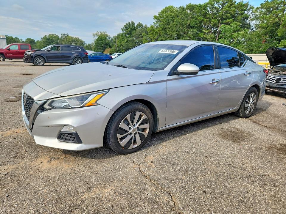 2019 NISSAN ALTIMA