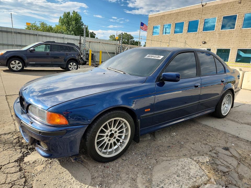 2000 BMW 540