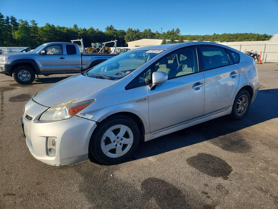 2011 TOYOTA PRIUS