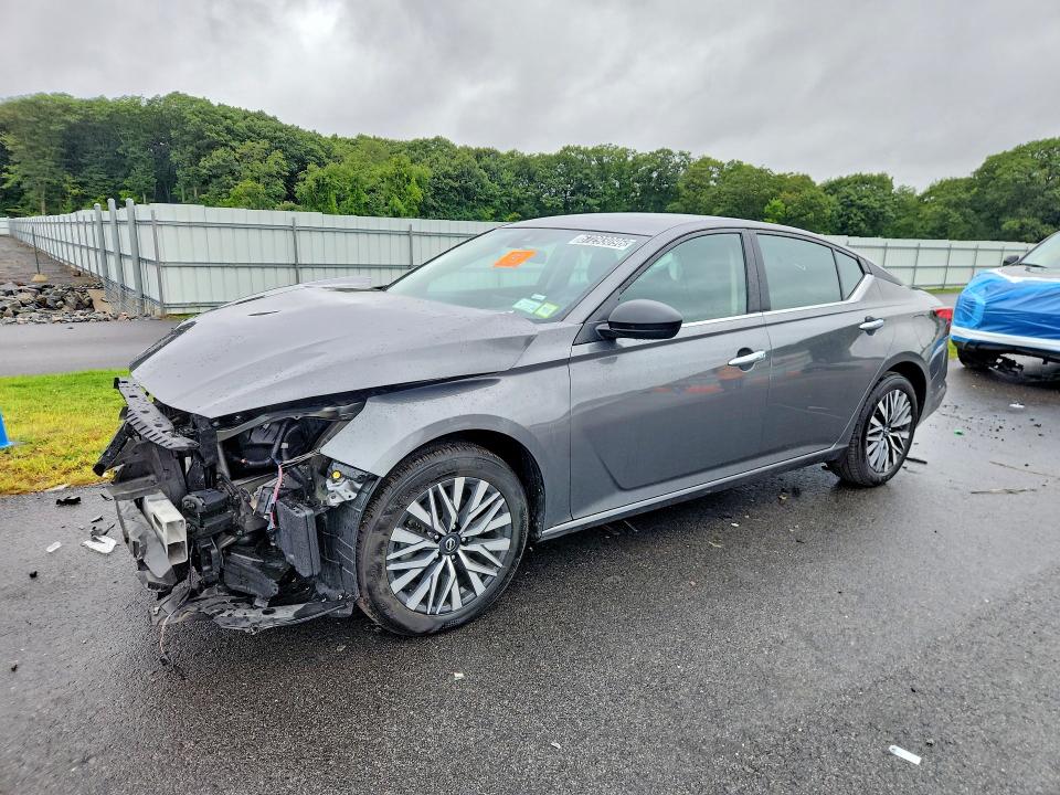 2025 NISSAN ALTIMA