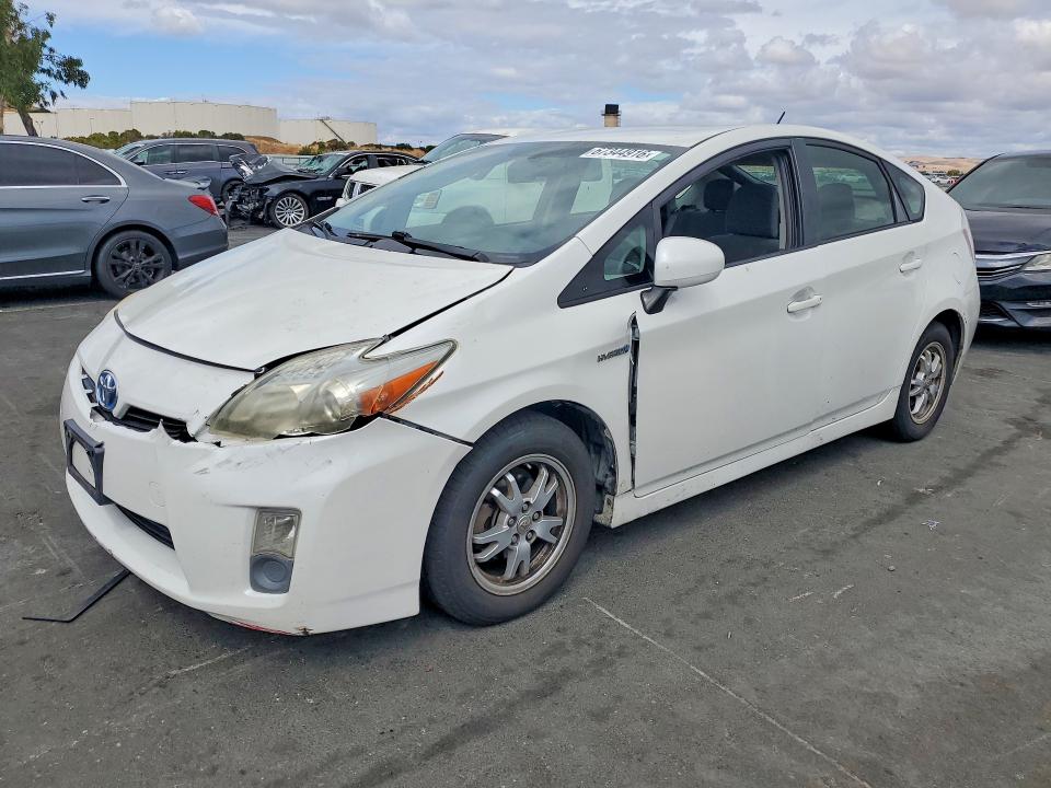 2011 TOYOTA PRIUS