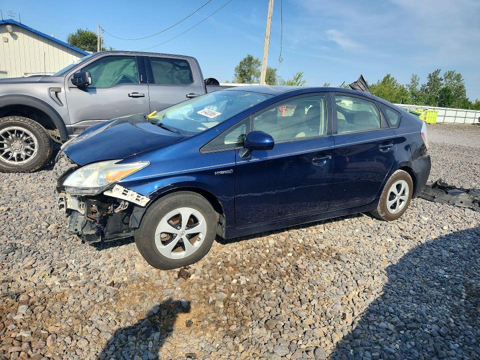 2015 TOYOTA PRIUS