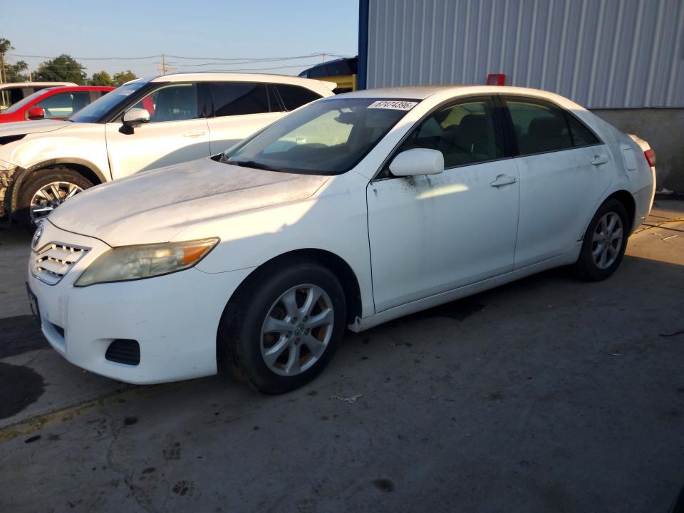 2011 TOYOTA CAMRY