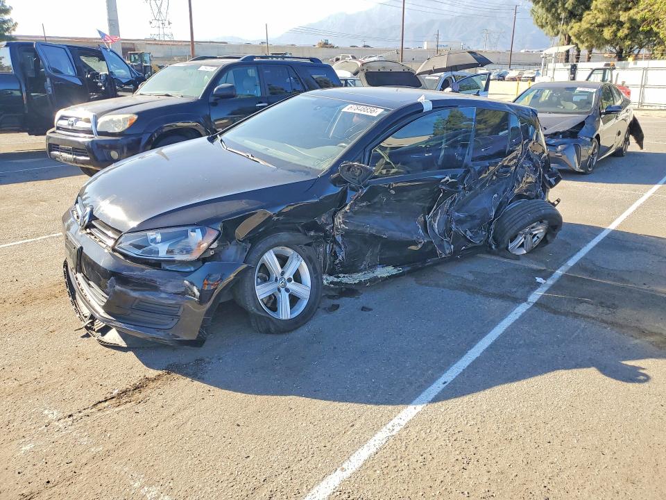 2017 VOLKSWAGEN GOLF