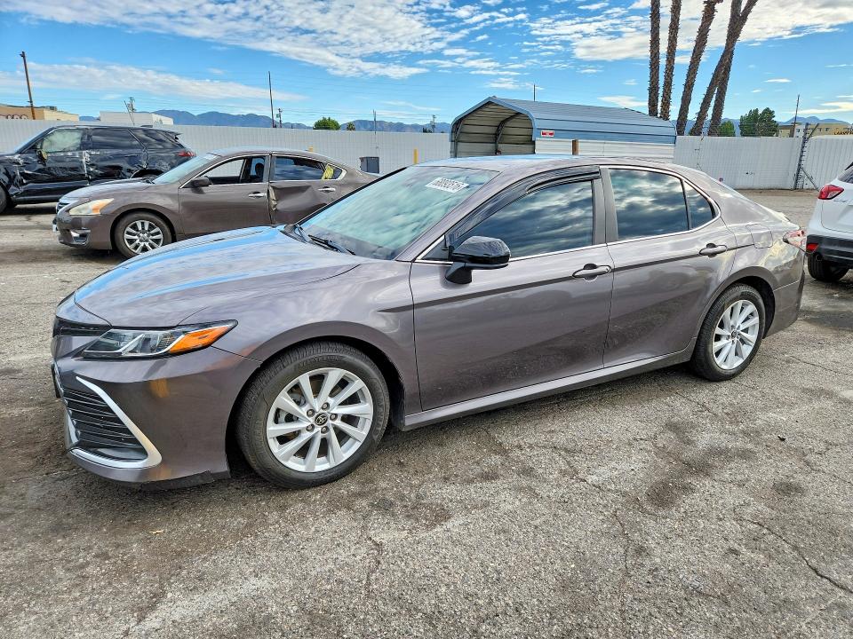 2022 TOYOTA CAMRY