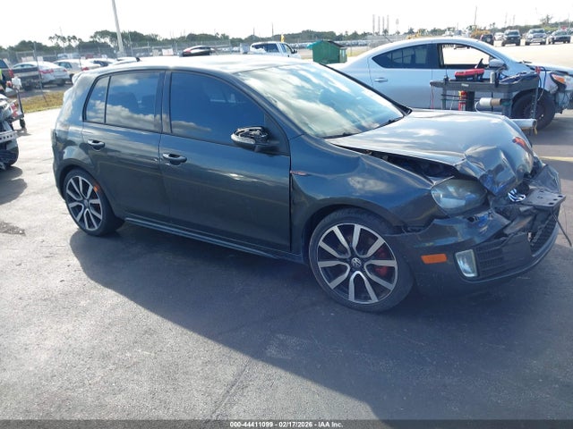 2013 VOLKSWAGEN GTI