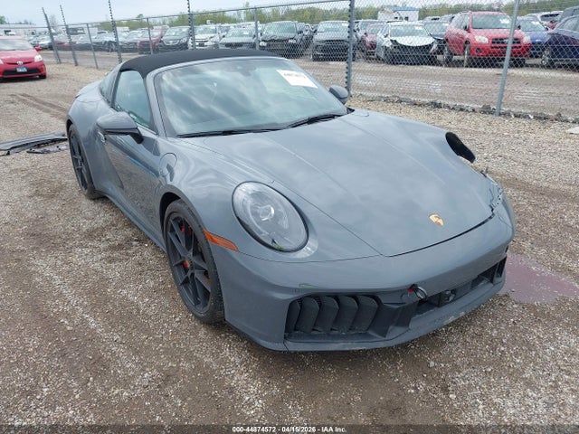 2025 PORSCHE 911