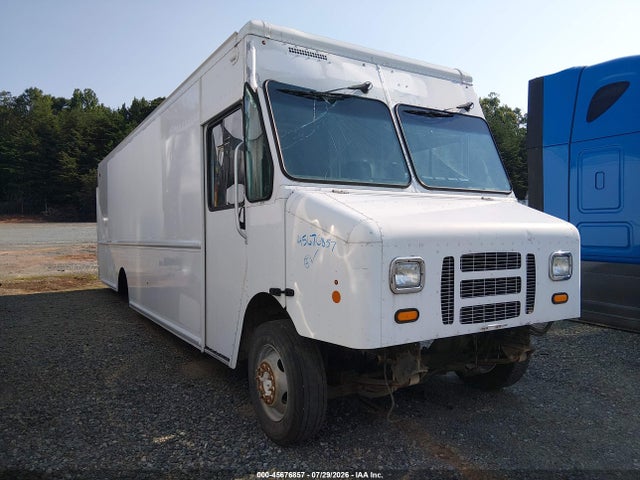 2015 FORD F-59 COMMERCIAL STRIPPED