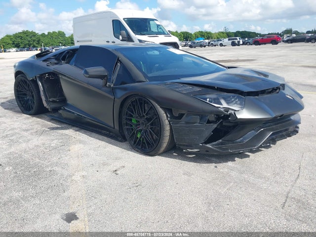 2018 LAMBORGHINI AVENTADOR S
