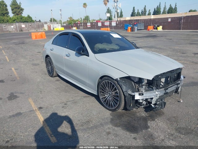 2026 MERCEDES-BENZ C 300