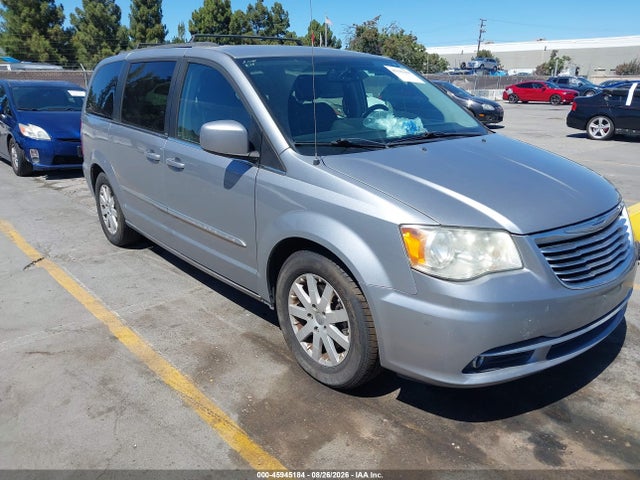 2014 CHRYSLER TOWN & COUNTRY