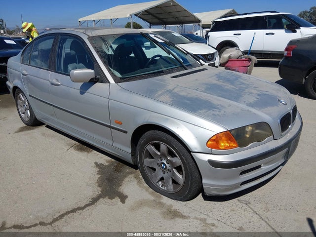 2000 BMW 323I
