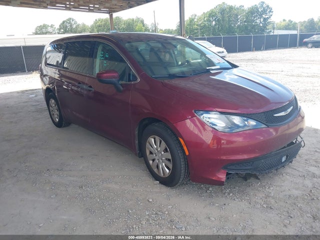 2021 CHRYSLER VOYAGER